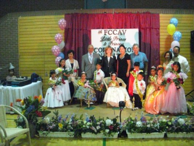 Peter with all of the Little Prince's and Princess